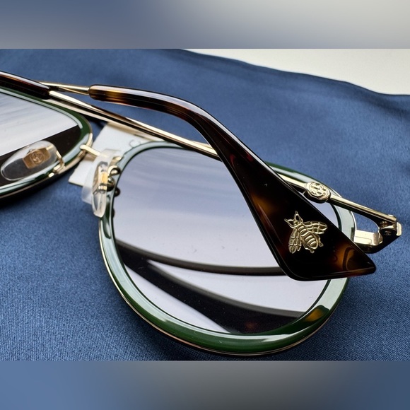 Gucci Green and Red Aviator Sunglasses - Picture 8 of 12